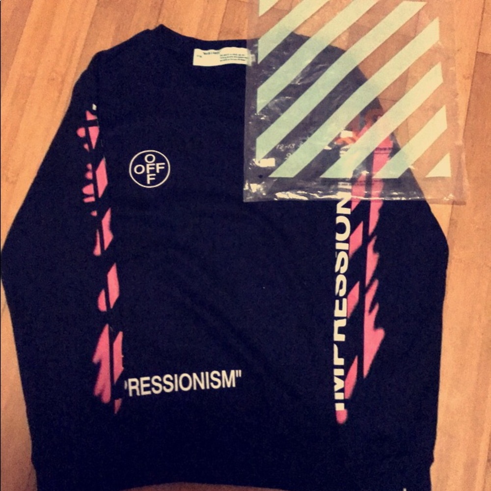 Off white crewneck